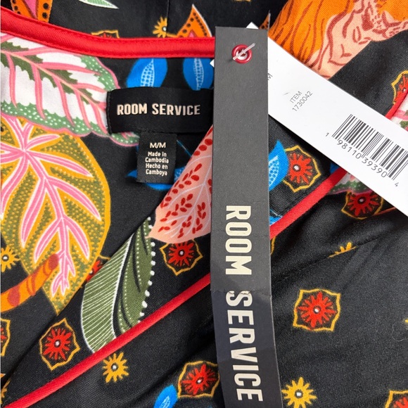 Room Service Tiger Floral Pajama Set NWT Size M - Picture 4 of 6